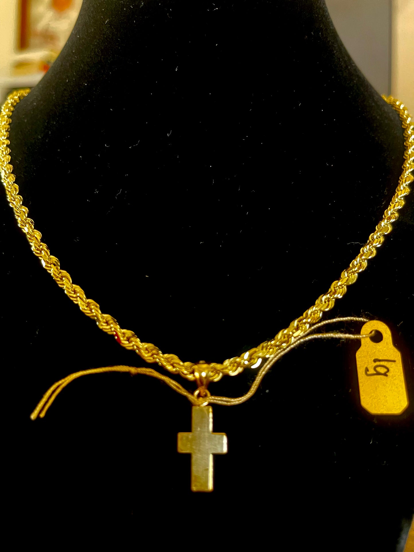 14k gold cross pendent