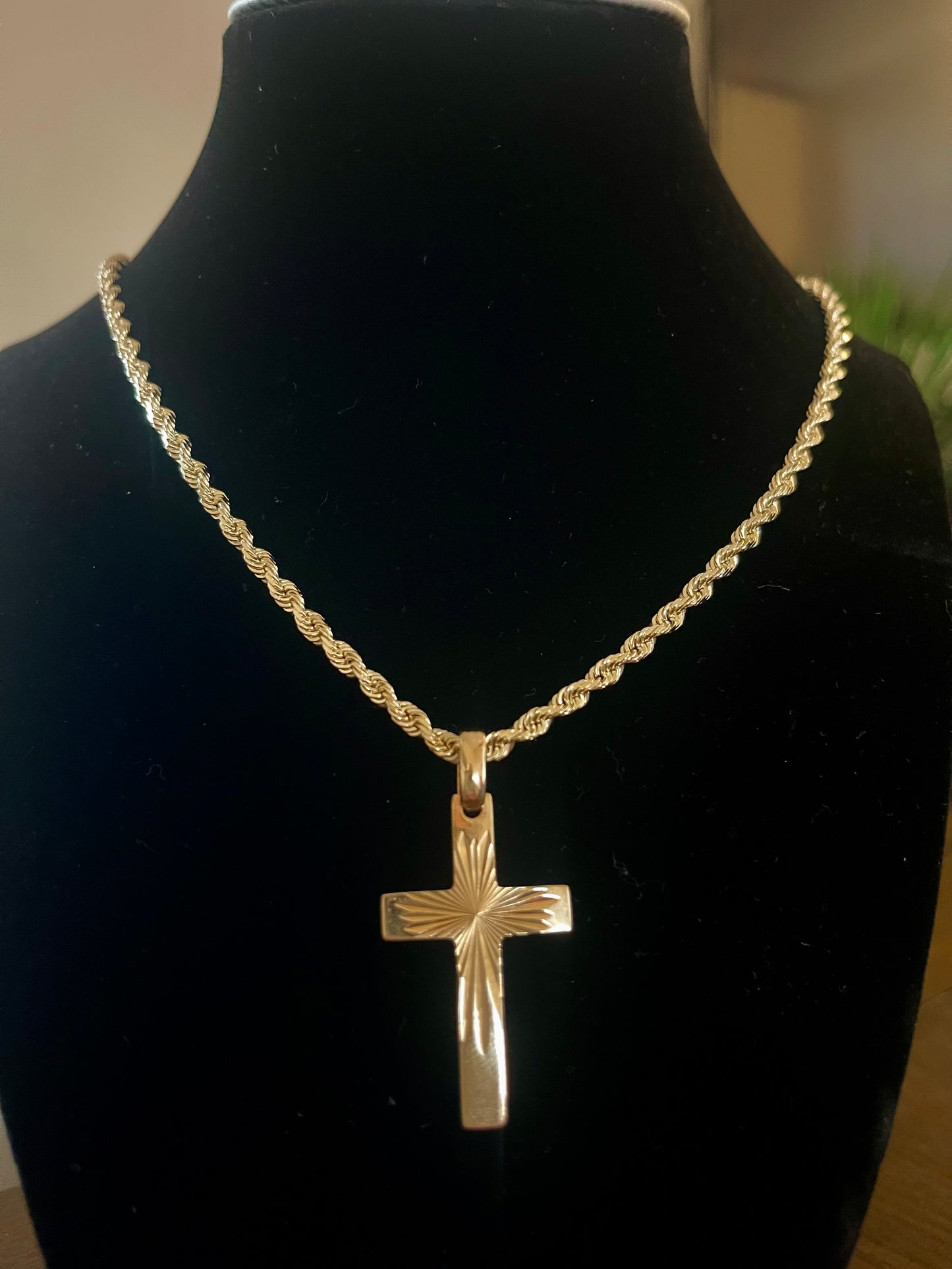 14k rope chain & cross pendent